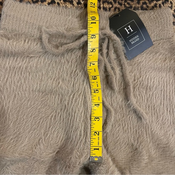 🎉HOST PICK 🎉 NWT Fuzzy Drawstring Shorts by Hidden Brand - Picture 8 of 13